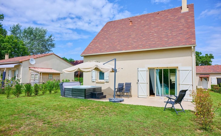 Villa 6p. 2 bathr. jacuzzi detached 1