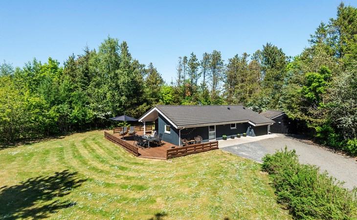 Stunning home in Oksbøl with sauna 1