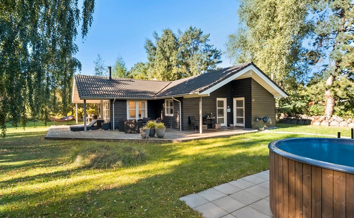 4 bedroom beautiful home in Nykøbing Sj 1