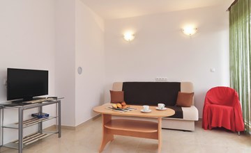 Schöne Wohnung in Nin mit WLAN 3