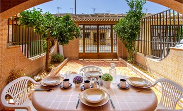 2 bedroom awesome home in Los Alcázares 2