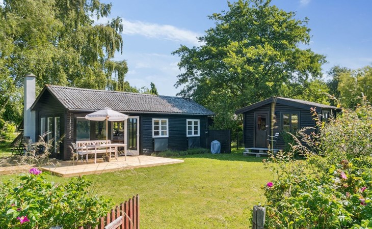 "Dufa" - 200m to the fjord 1