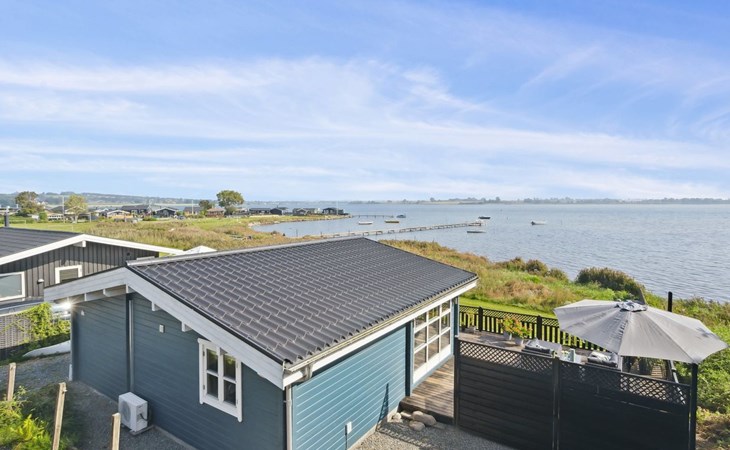 "Gyrth" - 20m to the inlet in Funen 1