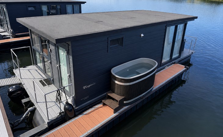 Houseboat Marina Mookerplas met Duo Hottub | 4 - 6 personen  1