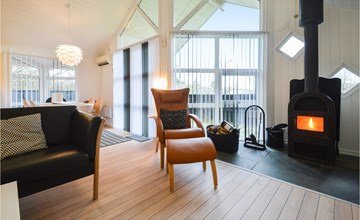 Cozy home in Hemmet with kitchen 2