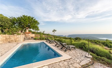 3 bedroom stunning home in Gora Glusic 2