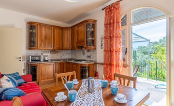 Paradijs tussen de olijfbomen 3