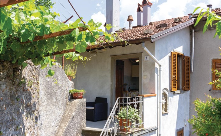 Gorgeous apartment in Bagni di Lucca LU 1