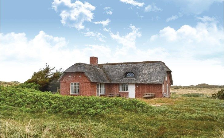 Beautiful home in Ulfborg 1