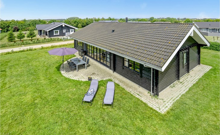3 bedroom nice home in Sydals 1