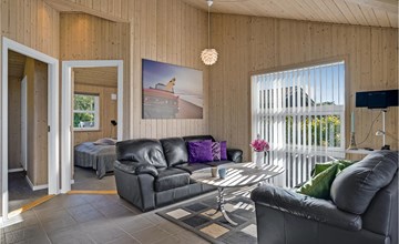 Awesome home in Hemmet with kitchen 3