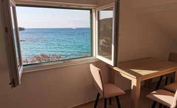 Appartement Porat in Ugljan mit Garten und Terrasse 2