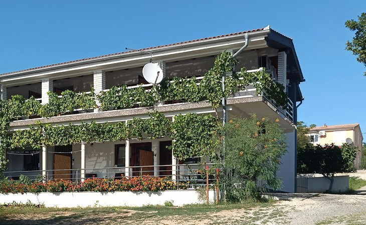 1 bedroom amazing apartment in Maslenica 1