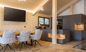 Superior # 12 Sauna & Hot Tub 3