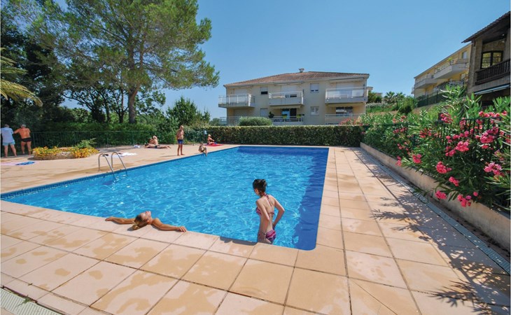 Gorgeous apartment in Saint Raphael 1