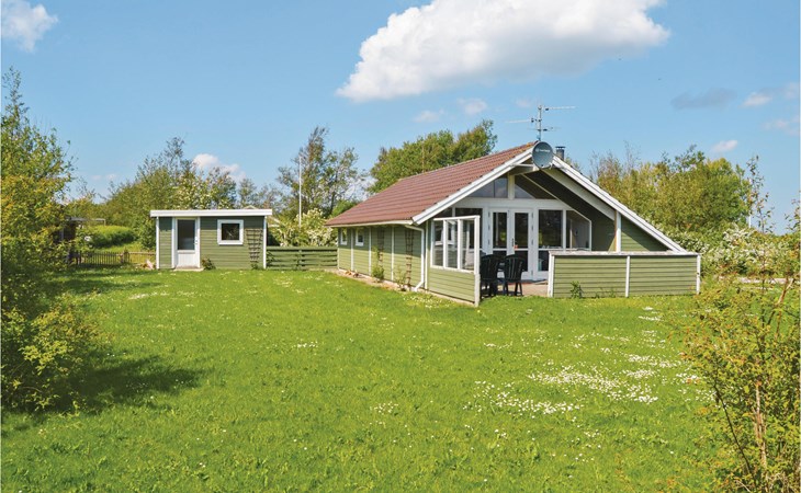 Nice home in Vinderup with kitchen 1