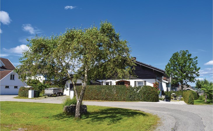 Awesome apartment in Stathelle 1