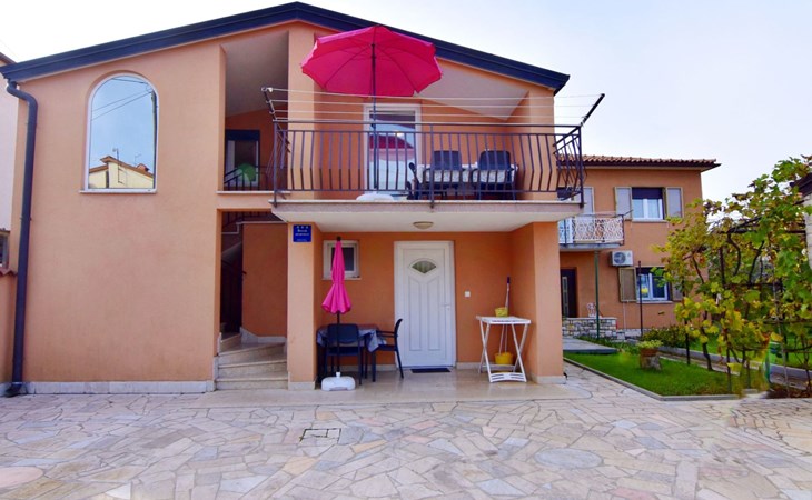 Appartement in Umag mit Schöner Terrasse 1