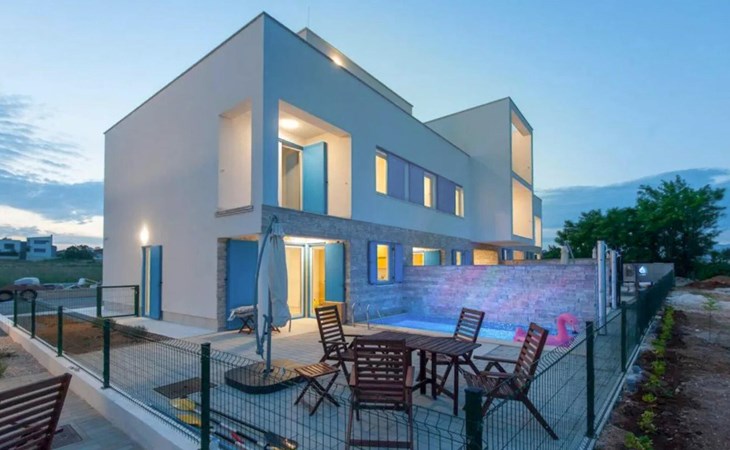 Awesome home in Privlaka with private swimming pool, can be inside or outside 1