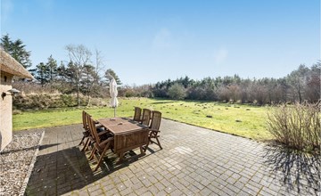 4 bedroom amazing home in Ulfborg 2