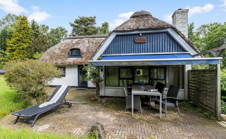 2 bedroom pet friendly home in Glesborg 1