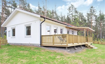 Cozy home in Målilla with WiFi 3