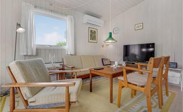 Stunning home in Idestrup with WiFi 3