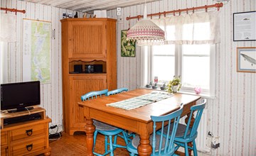Lovely home in Hyltebruk with WiFi 3