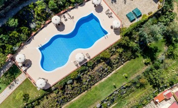 'Granatapfel' mit Pool 2