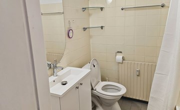 "Esbern" - 6 km van de zee in Bornholm 2