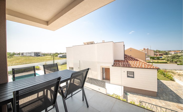 Awesome apartment in Vrsi with sauna 1