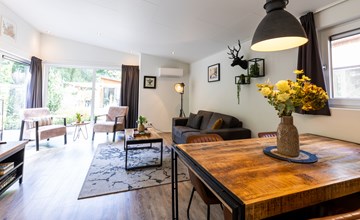 Wood Lodge Eco 4 Personen mit Sauna 3