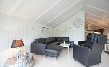 4 bedroom lovely home in Spøttrup 2