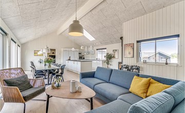 Awesome home in Grenaa with sauna 3