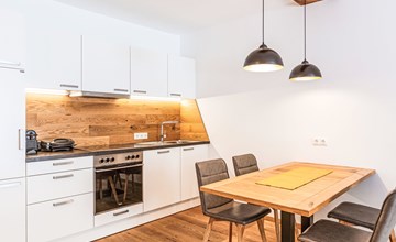 für 2 Erwachsene und 2 Kinder 3