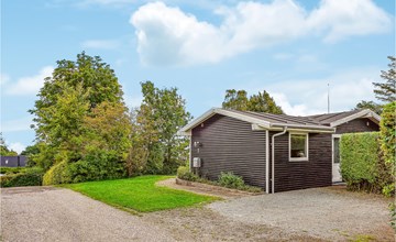 4 bedroom cozy home in Odder 2