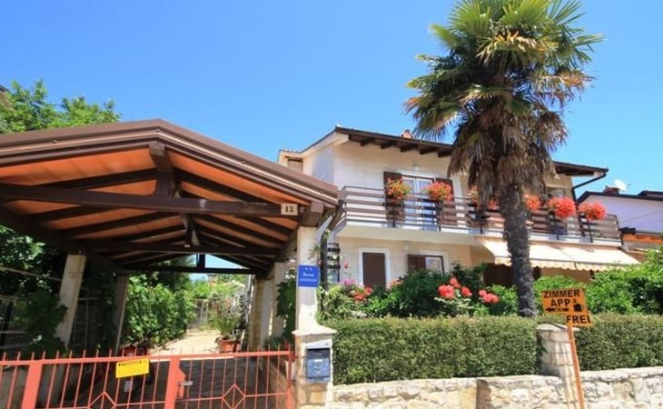 Wohnung "Vinka 3" mit Balkon 1