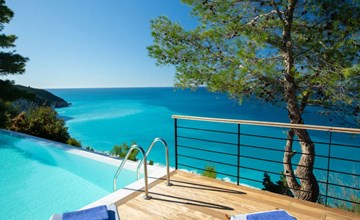 Milos Bay Villas- Brandneue moderne Villa mit spektakulärem Blick auf den Stran 2