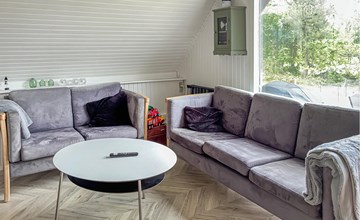 2 bedroom beautiful home in Hemmet 3
