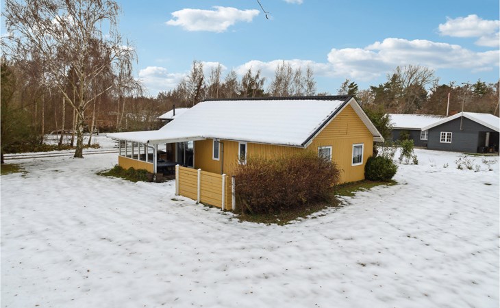 Gorgeous home in Stege with kitchen 1