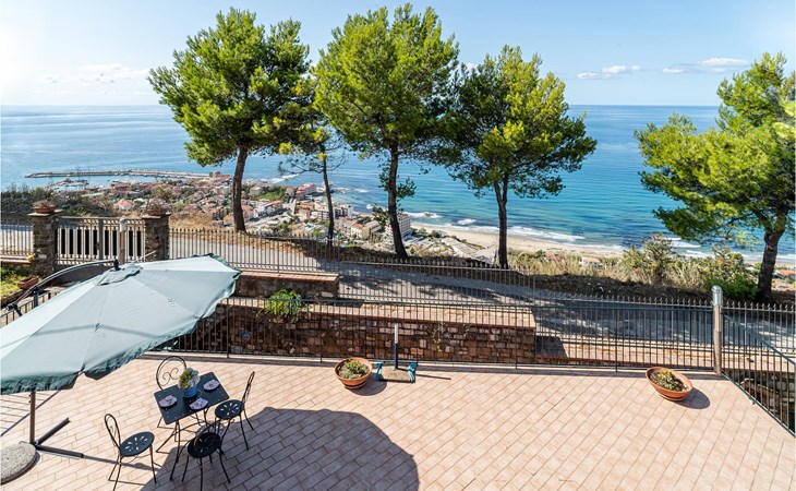 Casa Grecale 1