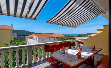 2 bedroom lovely apartment in Sibenik 2
