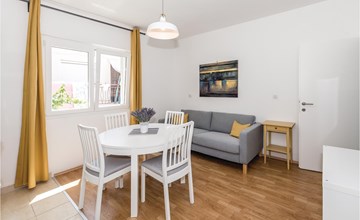Awesome apartment in Rogoznica 2