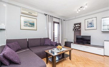 2 bedroom stunning apartment in Rukavac 2