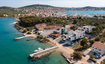 Amazing apartment in Betina 2