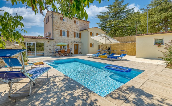 3 bedroom beautiful home in Kanfanar 1