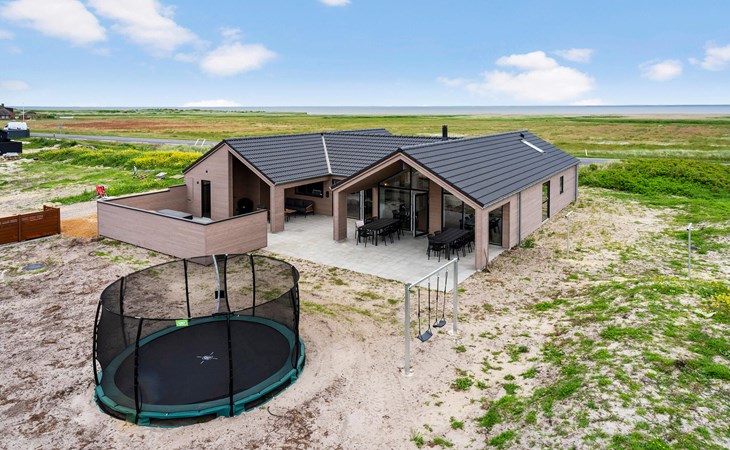 Cozy home in Hvide Sande with sauna 1