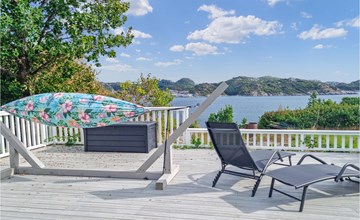 4 bedroom nice home in Farsund 2