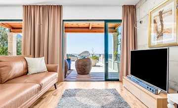 "Villa Rita" mit Blick auf das Wasser 2