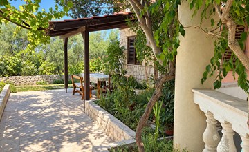 Gorgeous apartment in Razanac with house sea view 2